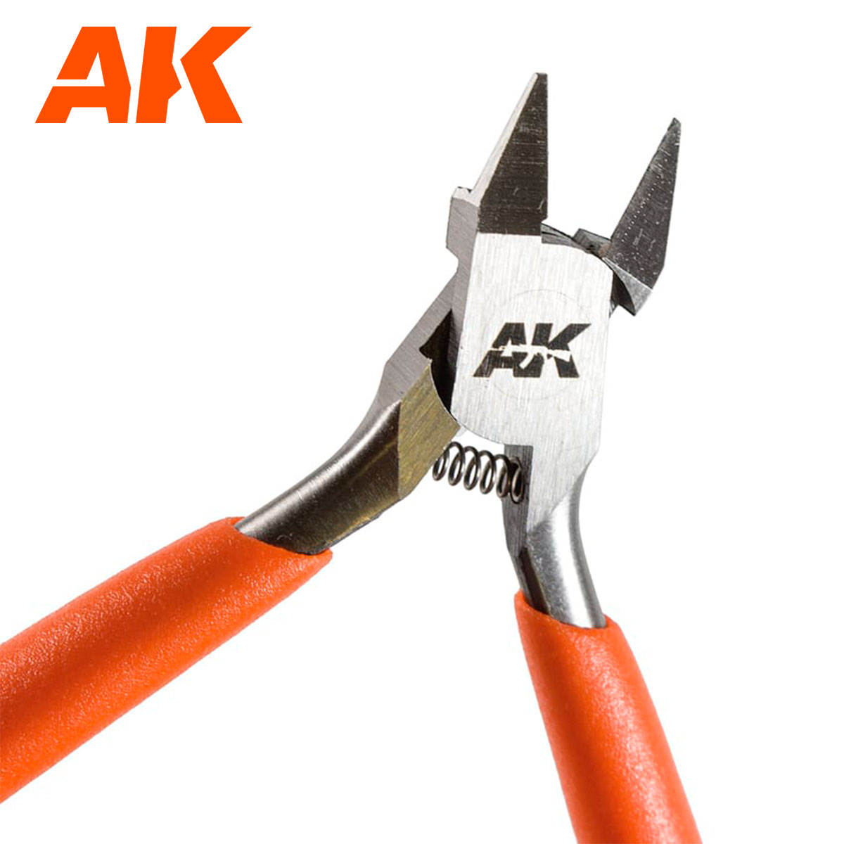 AK INTERACTIVE - ALICATES DE CORTE